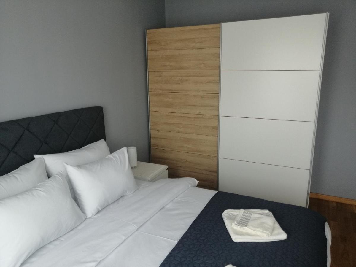 Fit Apartman Belgrade Exterior photo
