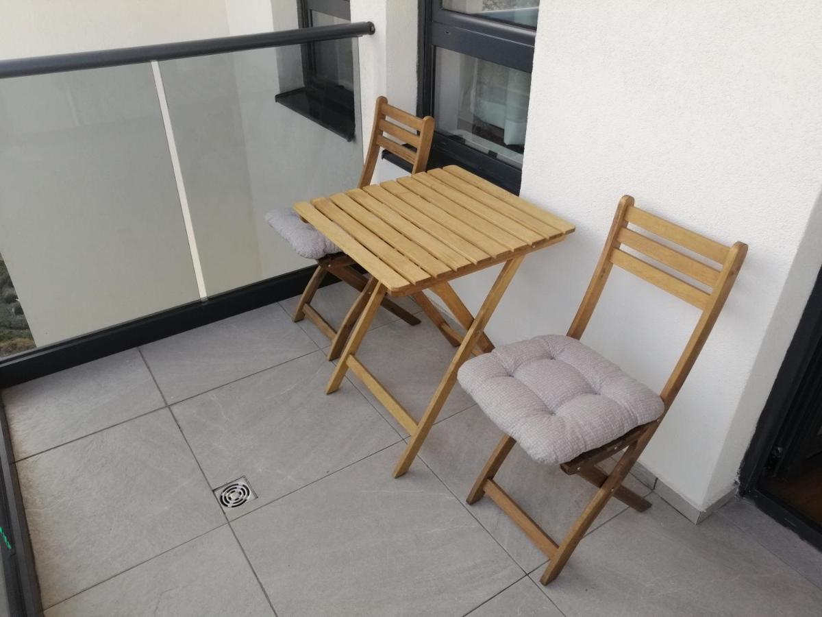 Fit Apartman Belgrade Exterior photo